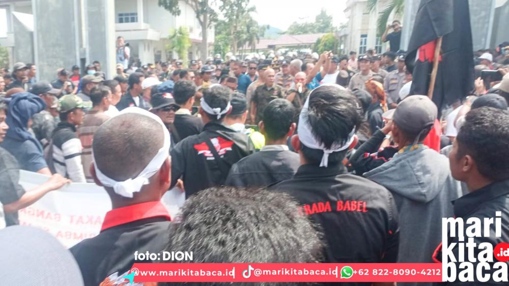 6 Desa di Babar Cium Ada Kesewenang-wenangan