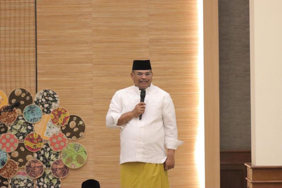 Awali Ramadhan 1445 H, Pj Gubernur Safrizal Ajak Perangkat Daerah Tarawih Bersama