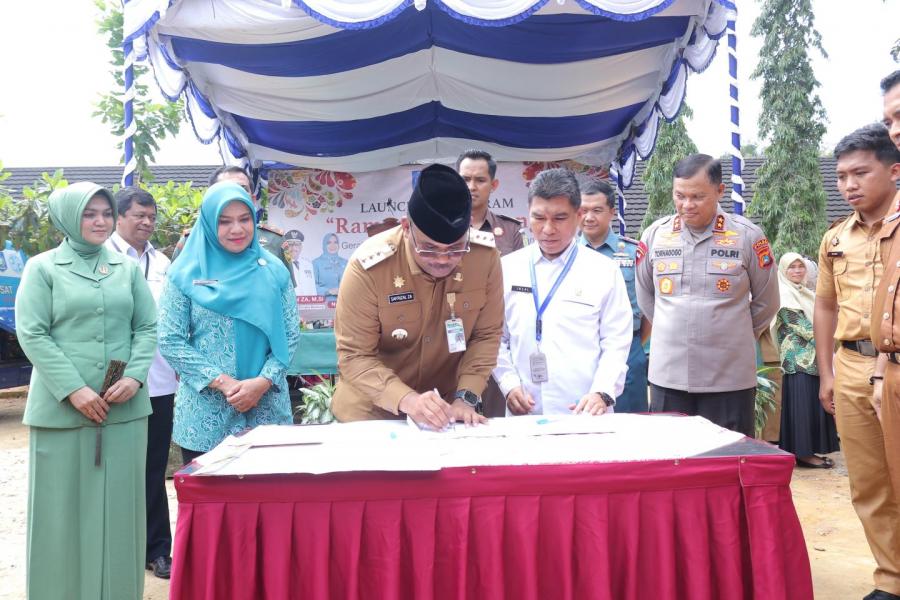 Eliminasi Stunting dan Kemiskinan Ekstrim, Pj Gubernur Safrizal Launching Rampak Gemintang