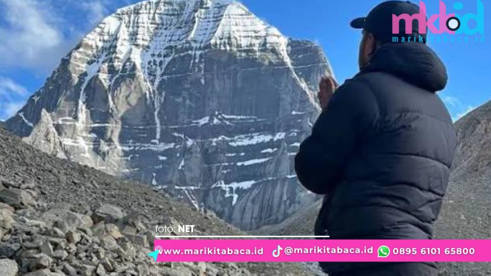 Haramnya Menginjak Titik Pertemuan Bumi dan Surga