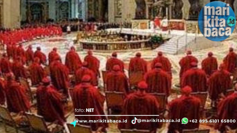 Konklaf, Asap Hitam dan Putih di Atas Langit Vatikan