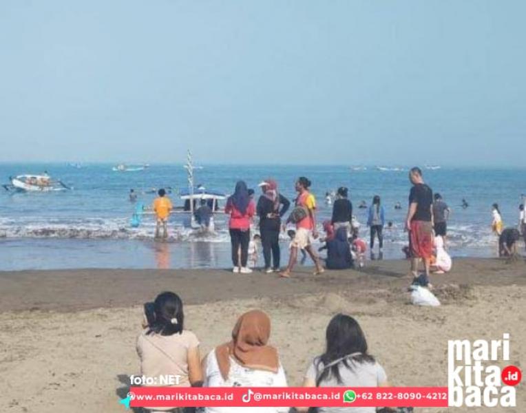 Pantai, Tempat "Terlarang" Rayakan Tahun Baru