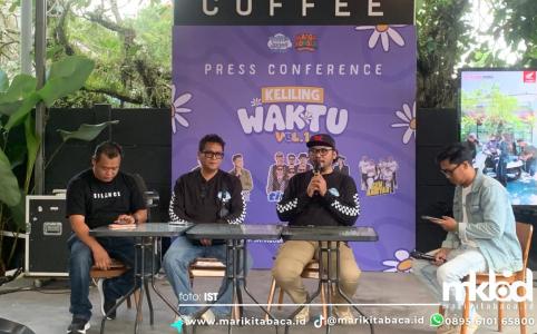 Sensasi Konser "Keliling Waktu" Bawa Tipe-X dan Ivan Seventeen