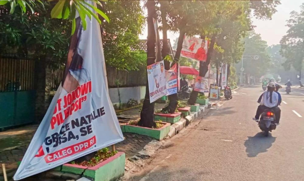 Sesaki Ruang Publik dengan Baliho, Merenggut Kemerdekaan Visual