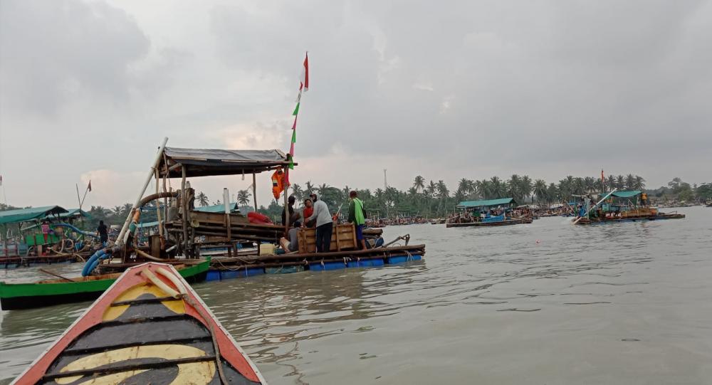 Siapa Pemilik Ratusan Ponton Siluman di Sukadamai?